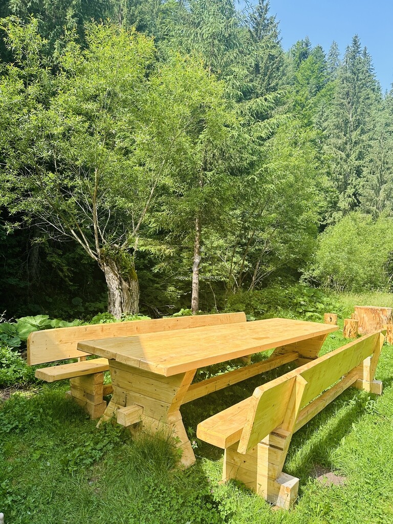 Cabana Hillside