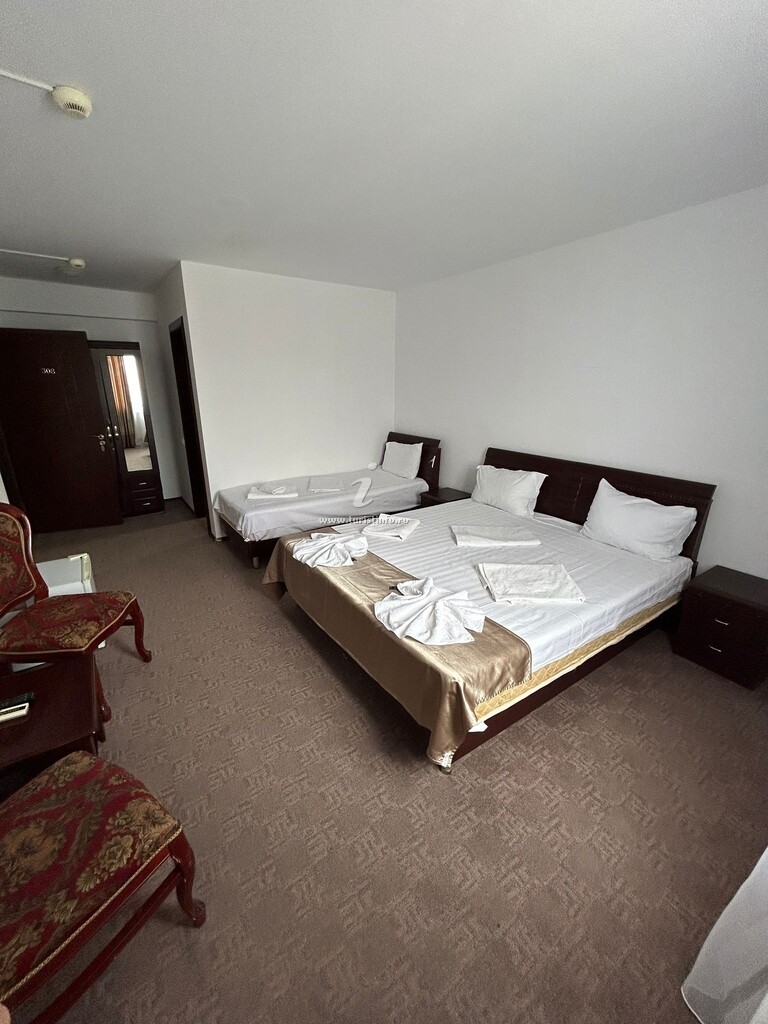 Camere de închiriat Orient