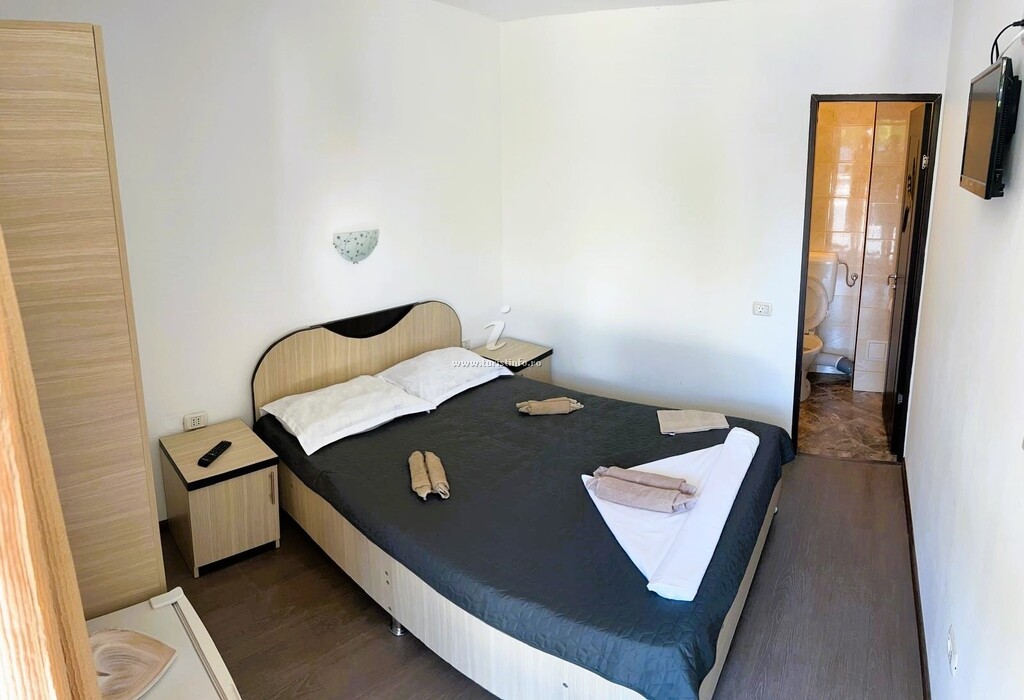 Camere de închiriat Cornelius