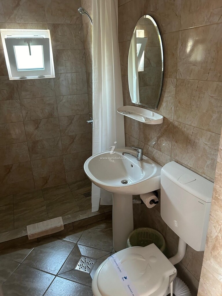 Camere de închiriat Cornelius