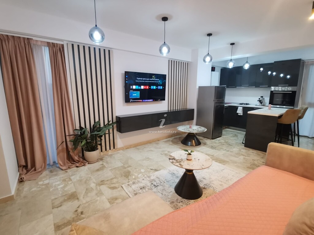Apartamente Vista Lago E Mare