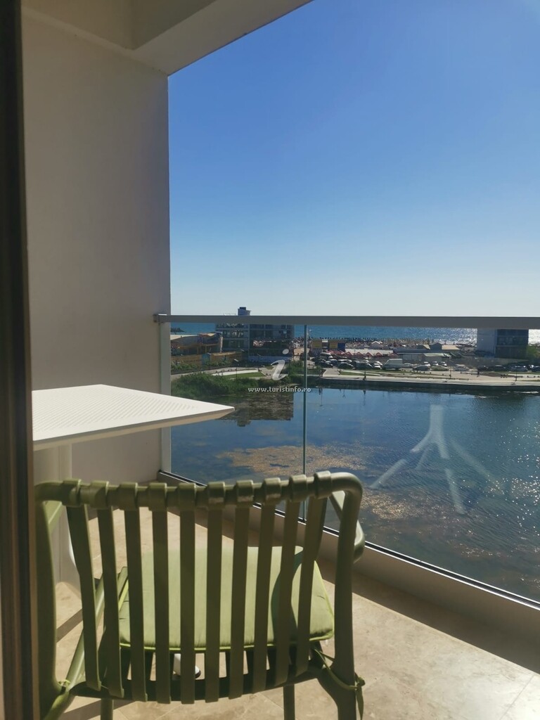 Apartamente Vista Lago E Mare