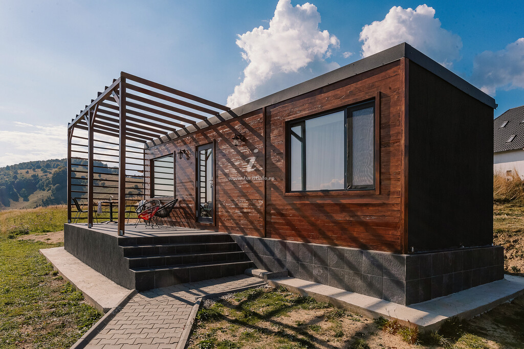 Bungalow Zen Nest Tiny Studio