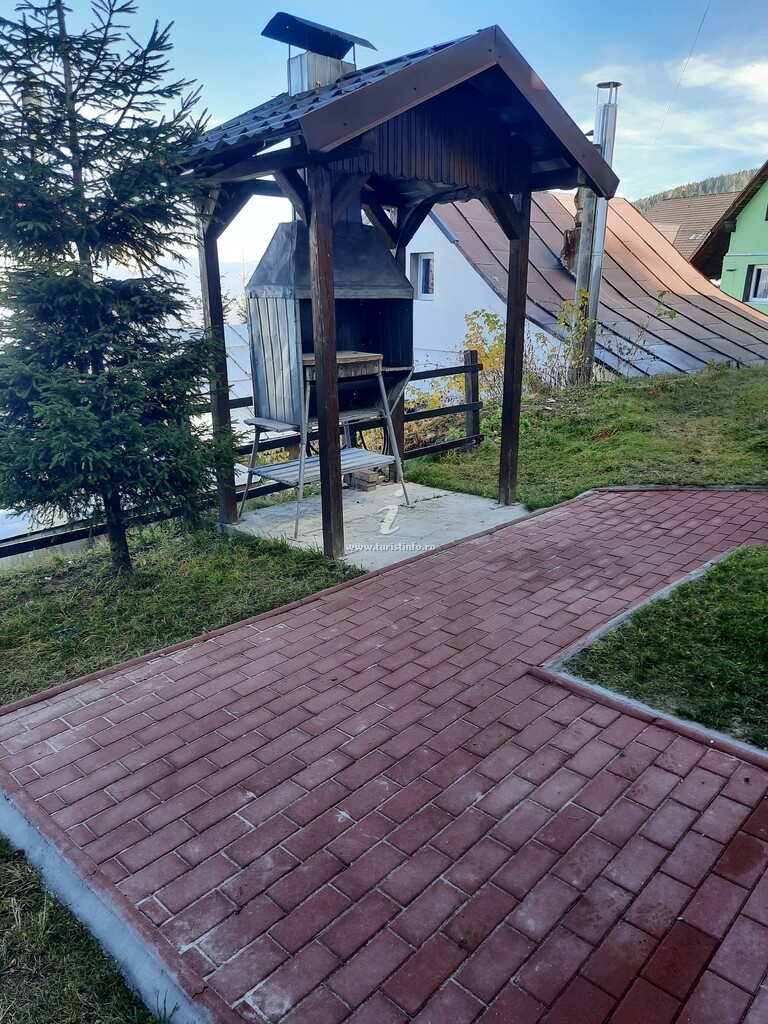 Casa de vacanță la Emil