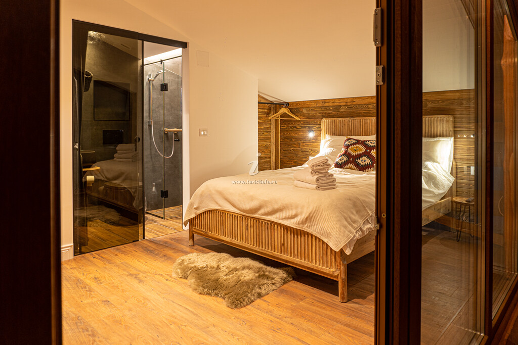 Cabana Perpetua Retreat