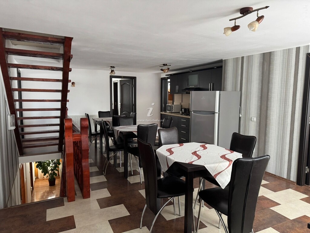 Camere de închiriat Paula