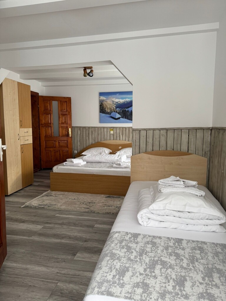 Camere de închiriat Paula