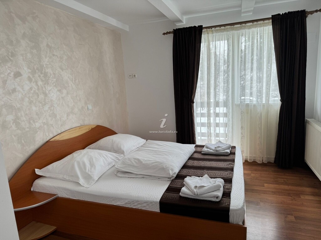 Camere de închiriat Paula