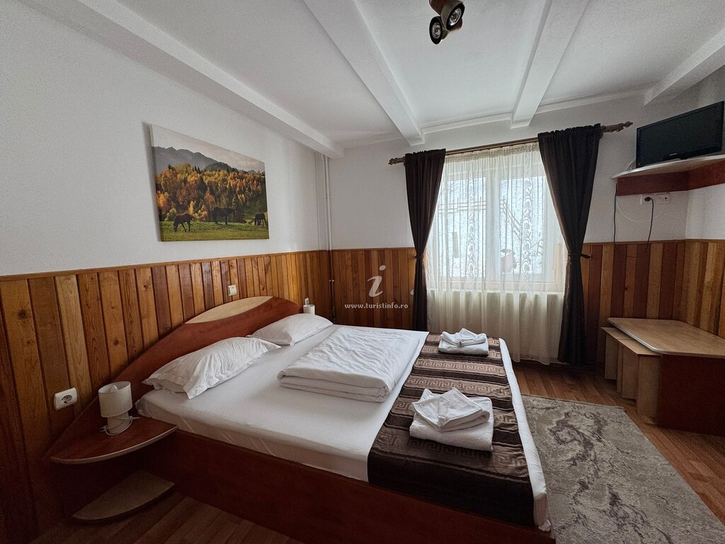 Camere de închiriat Paula