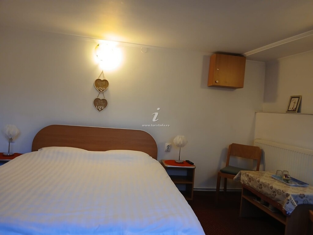 Casa cu Pitici
