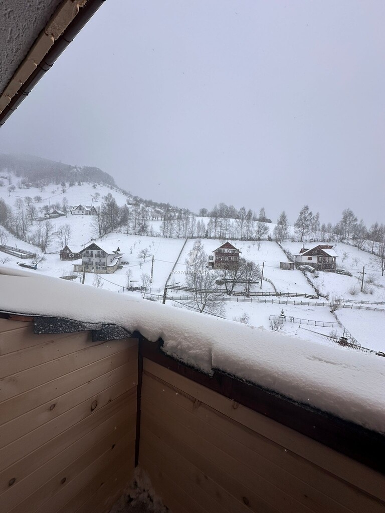 Camere de închiriat La Măgura