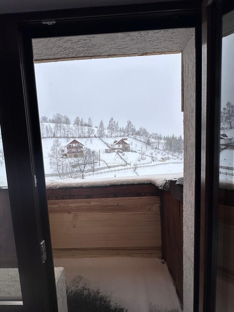 Camere de închiriat La Măgura