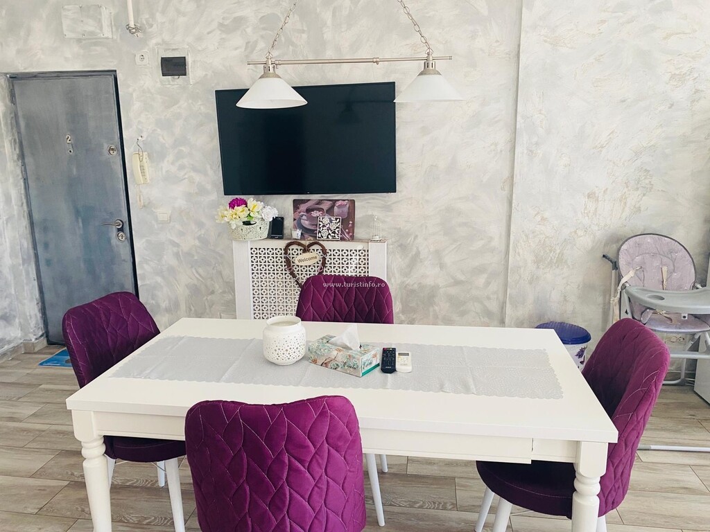 Apartament Andy la 30 metri de plajă