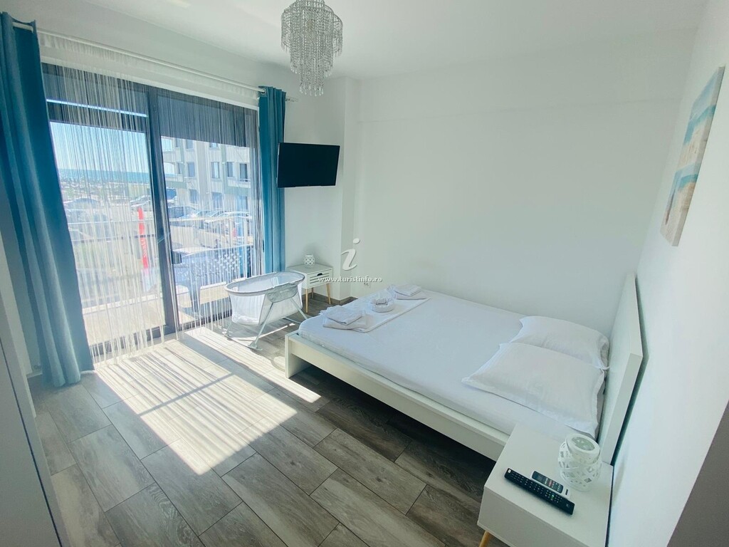 Apartament Andy la 30 metri de plajă