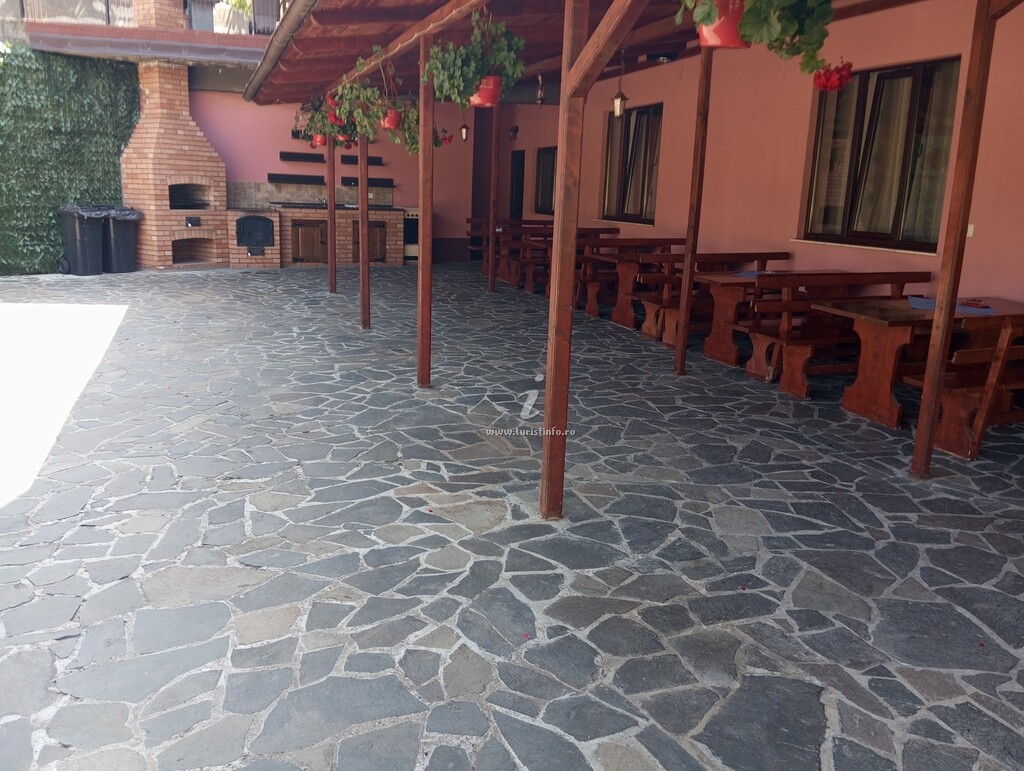 Pensiunea Agroturistică Casa Dorin I