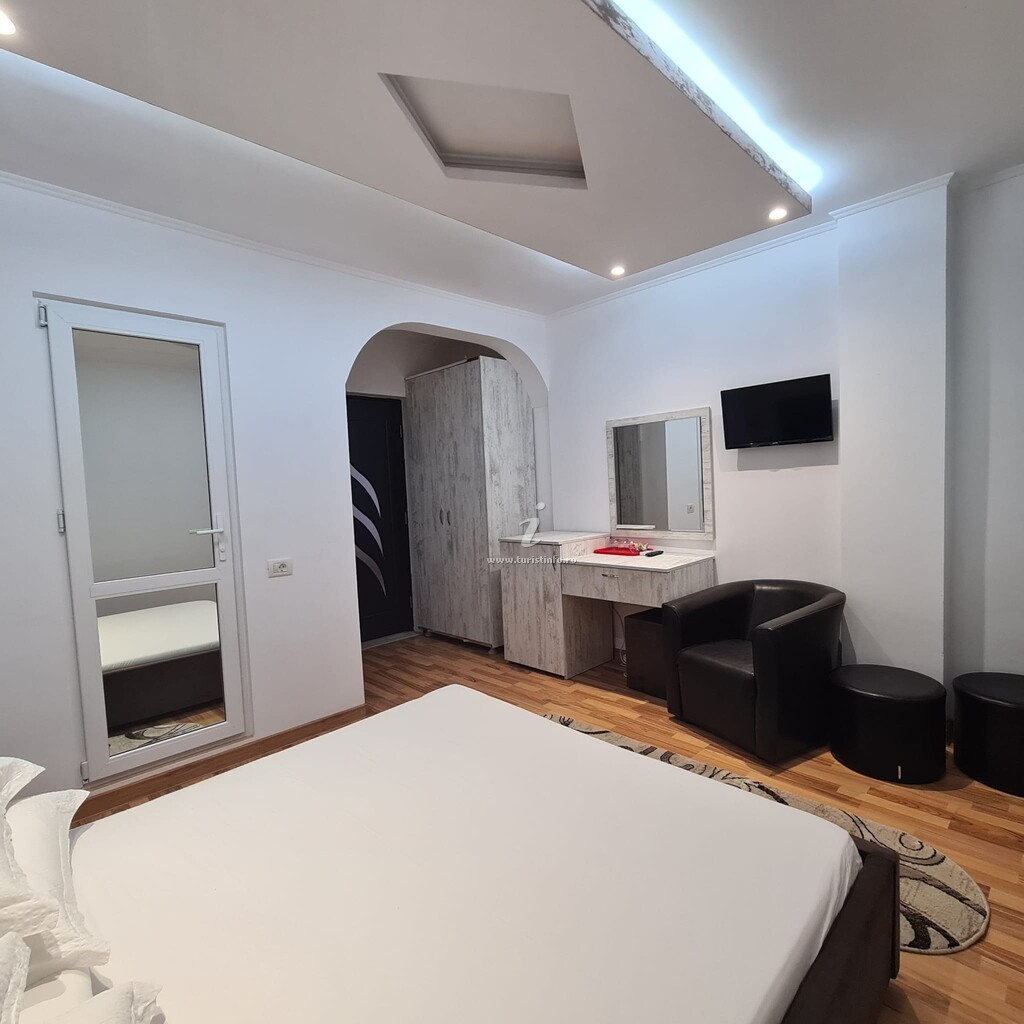 Camere de închiriat Casa Bianca