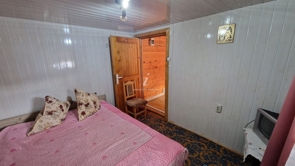 Cabana Munților Vrancei