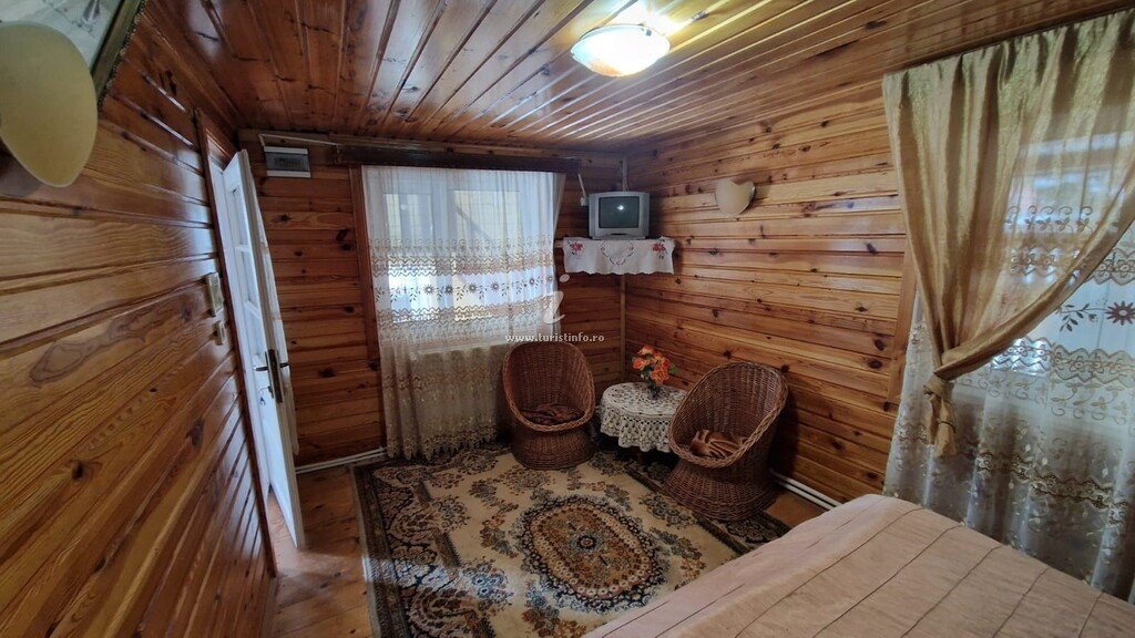 Cabana Munților Vrancei