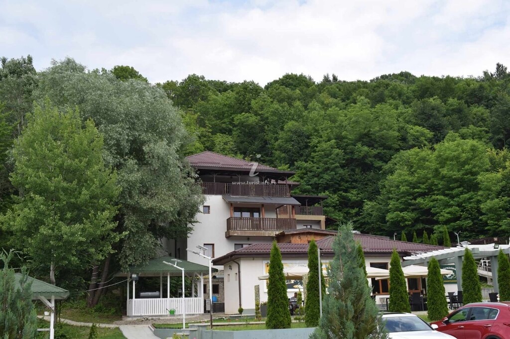 Pensiunea Akad