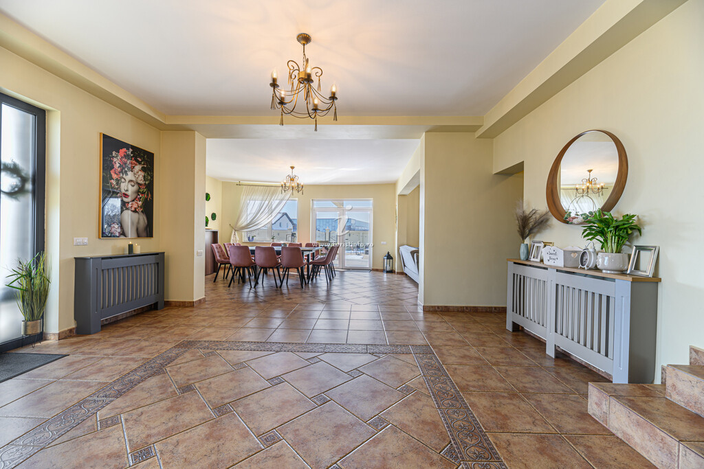 Pensiunea Orchard Villa