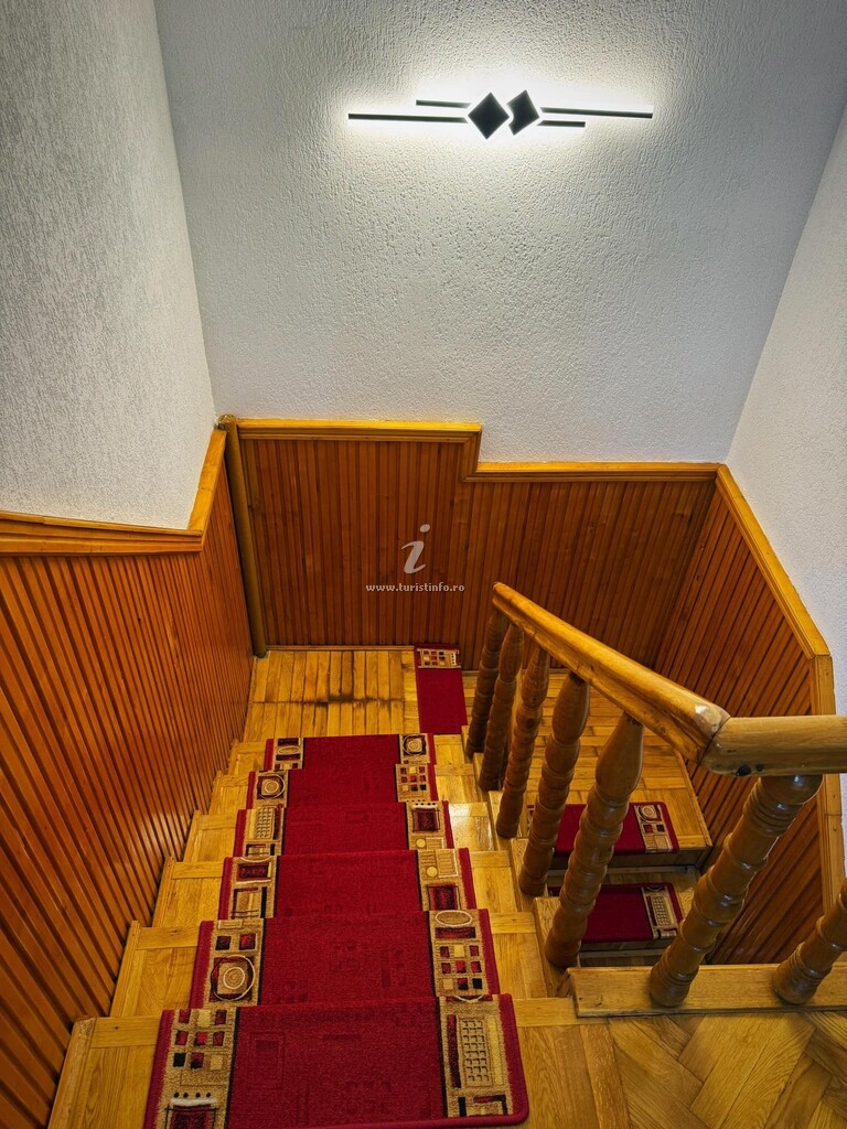Camere de închiriat Casa Mary