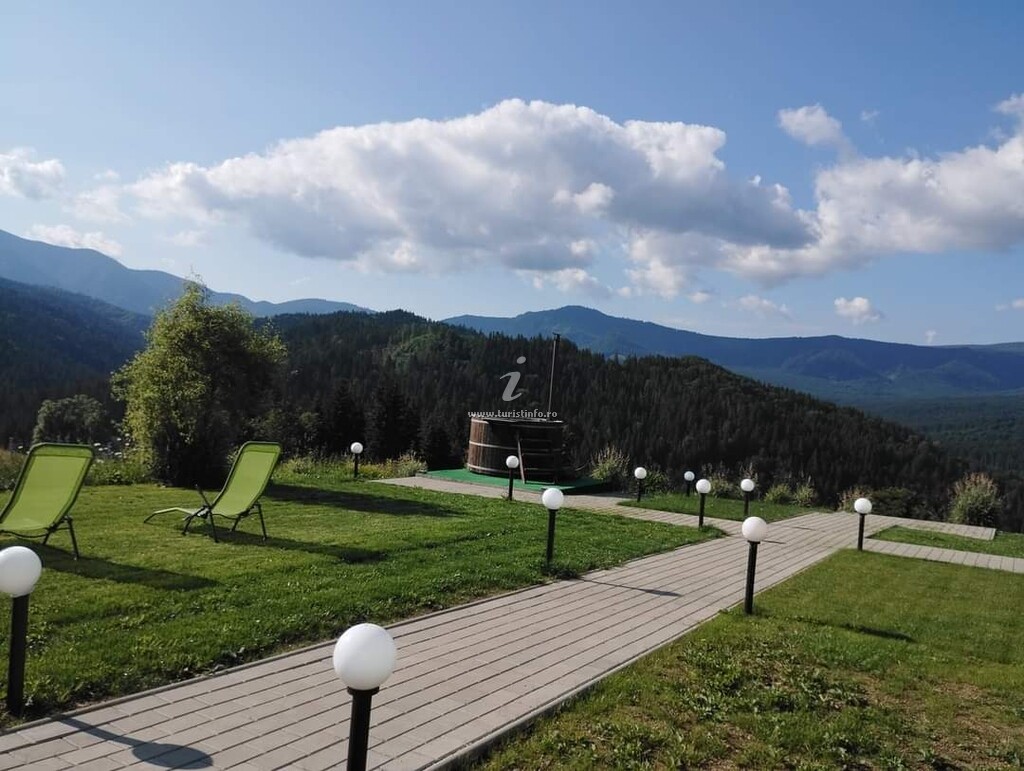 Cabanele Domeniul Barabuc