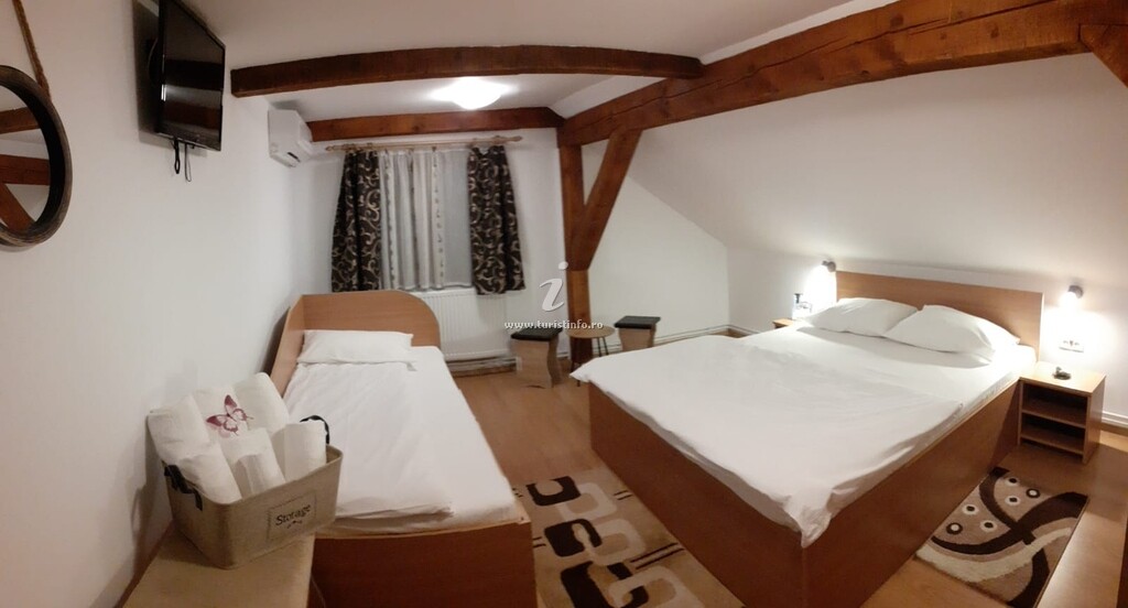 Casa Raisa și Maria