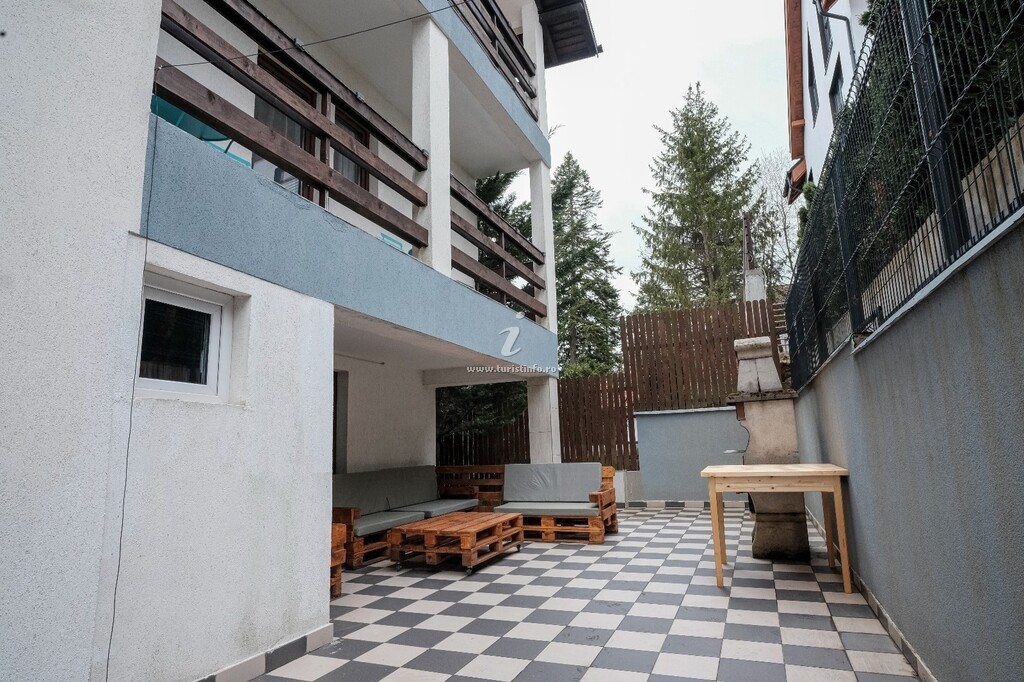 Casa cu Prieteni