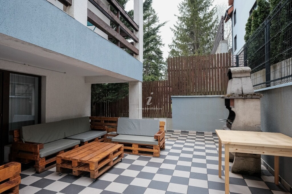 Casa cu Prieteni