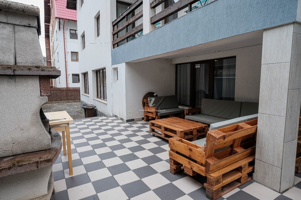 Casa cu Prieteni