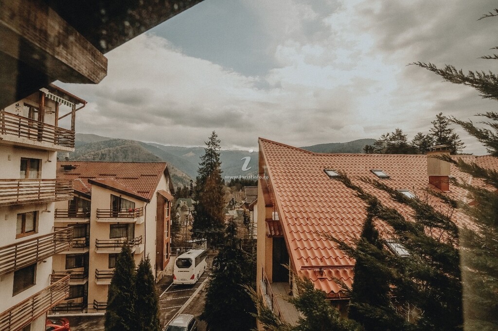 Casa cu Prieteni