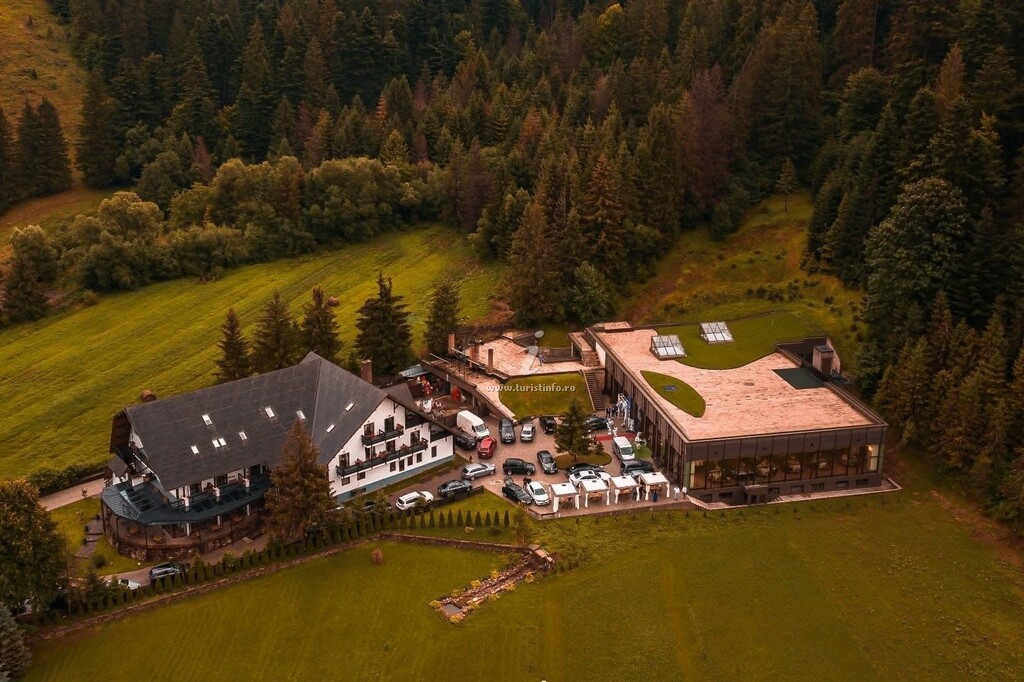 Hotel Ieremia Movilă