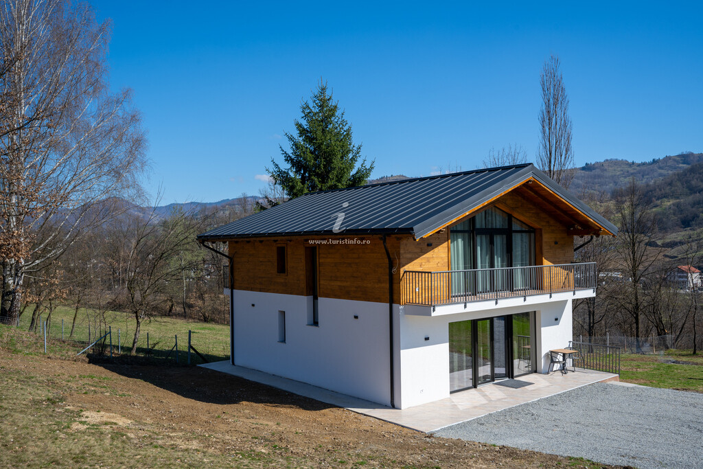 Casa de vacanță Eden House