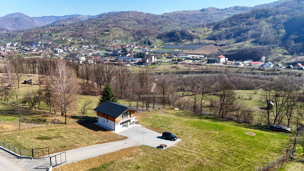 Casa de vacanță Eden House