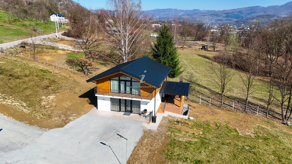 Casa de vacanță Eden House