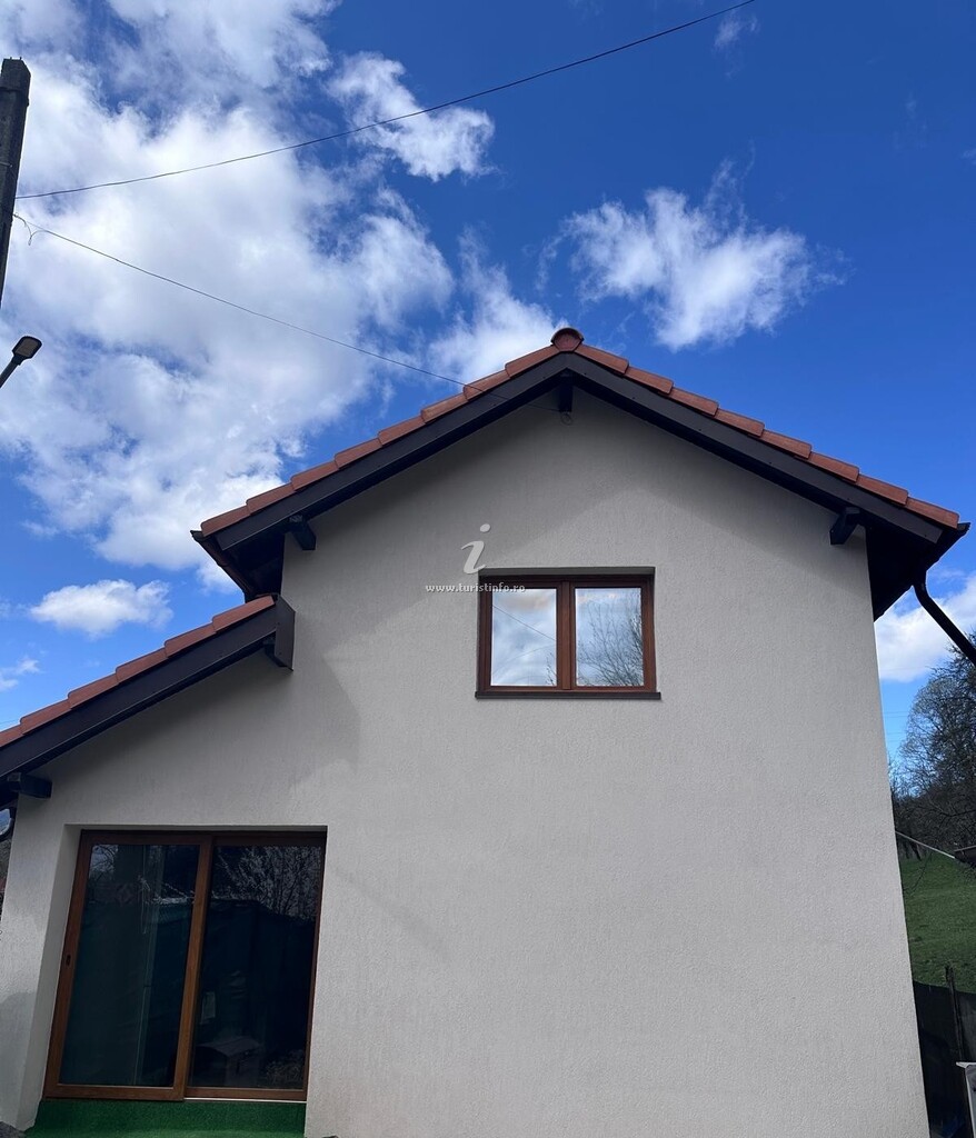 Casa Lupilor 2 Vidraru