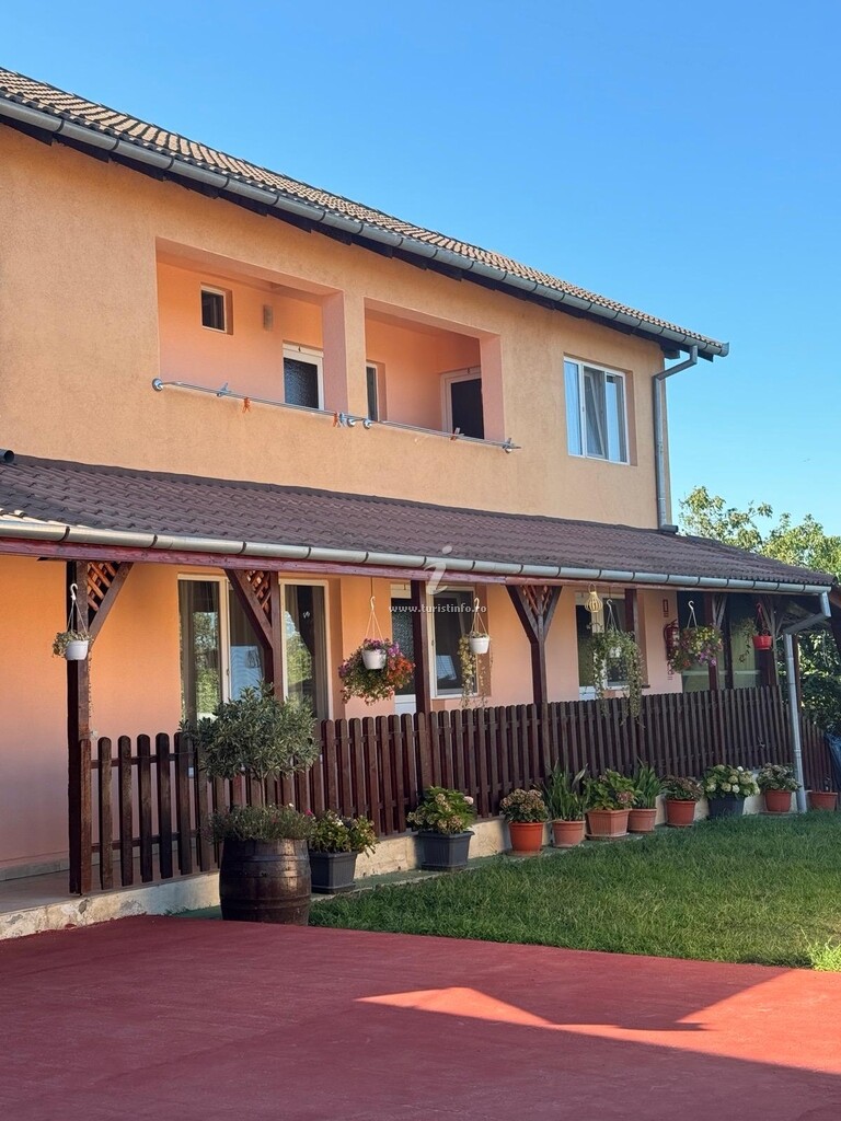Camere de închiriat Casa Gabriela