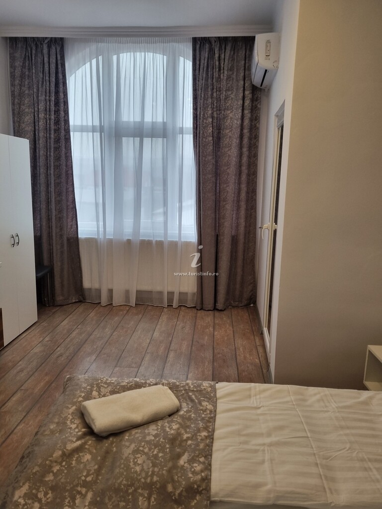 Camere de închiriat Unilux