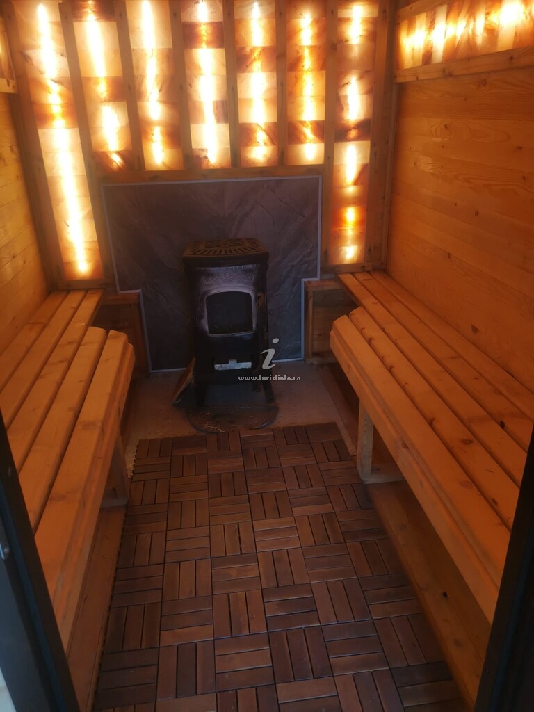Casa de vacanță Lupul și Scufița Roșie