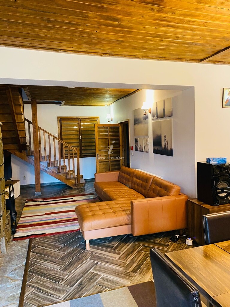 Casa Bradul Argintiu