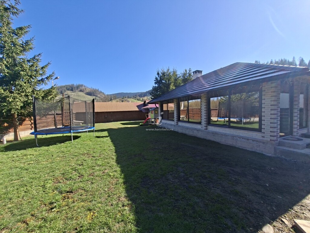 Pensiunea Casa Laur