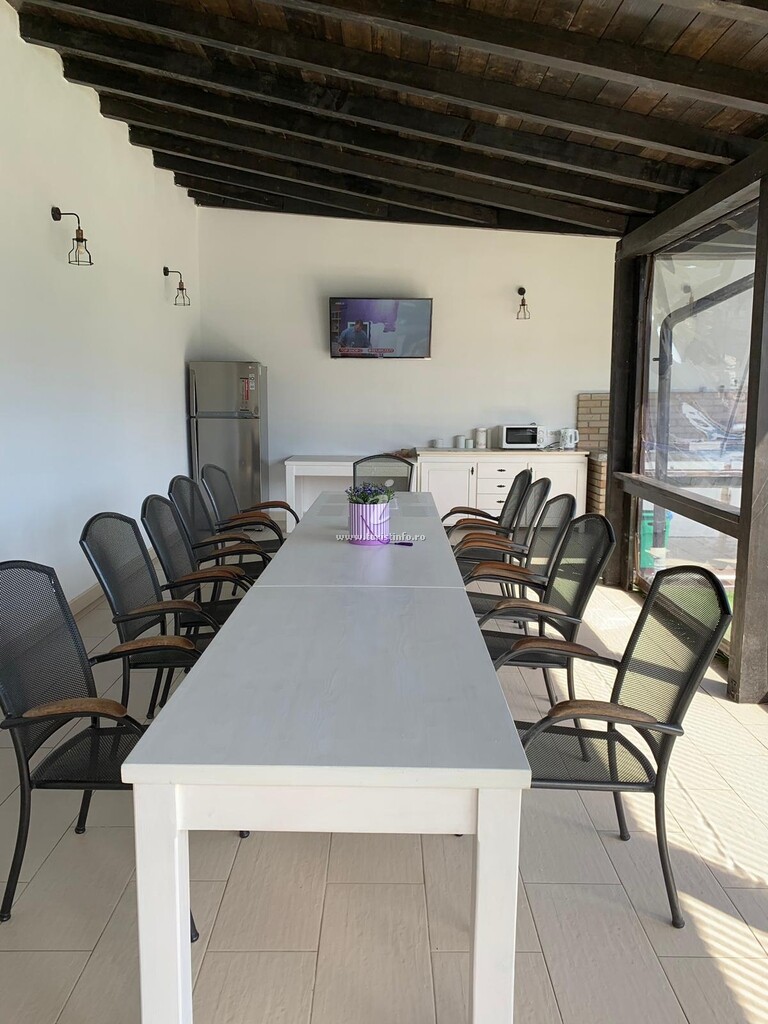 Camere de închiriat Lacustru