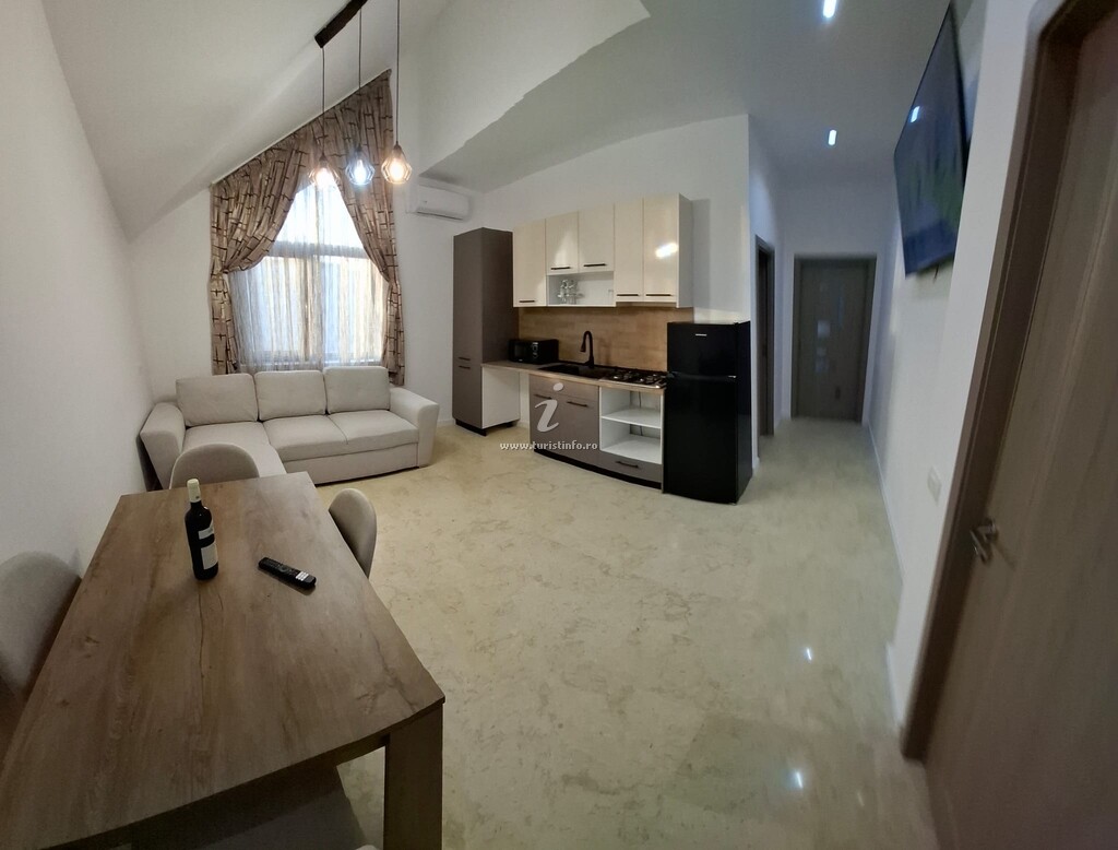 Vila Lavinia