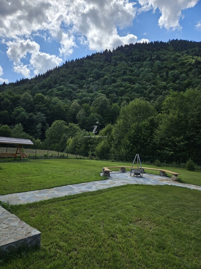 Pensiunea Poiana Cerbului