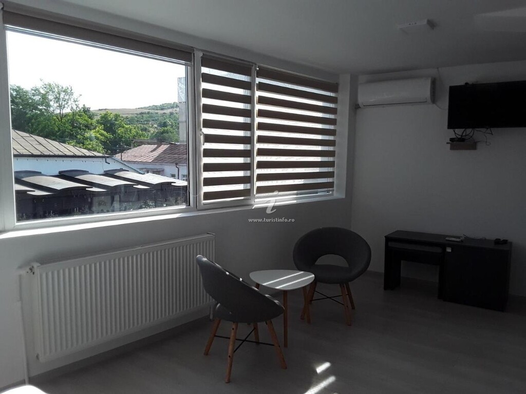 Camere de închiriat La Calciu
