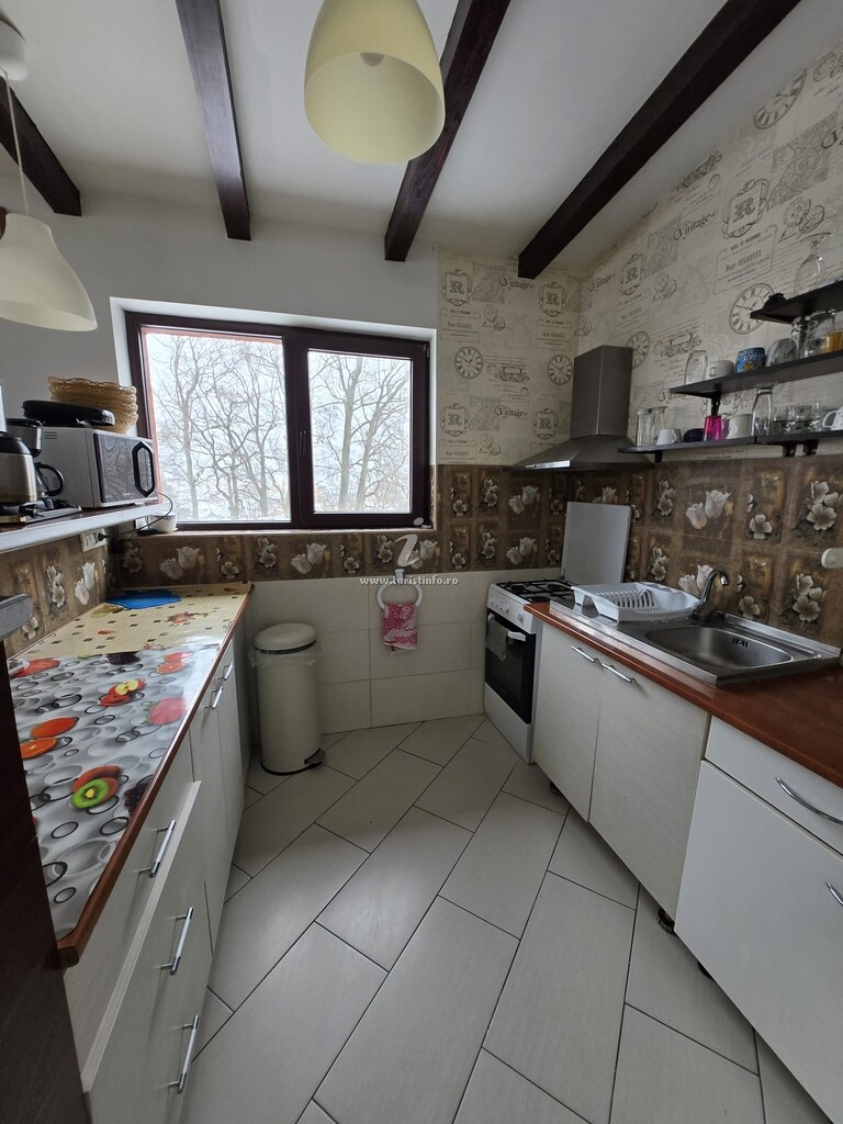 Camere de închiriat Doua Minuni