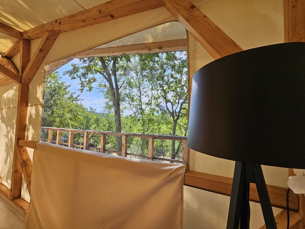 Camping Mesteceni Glamping