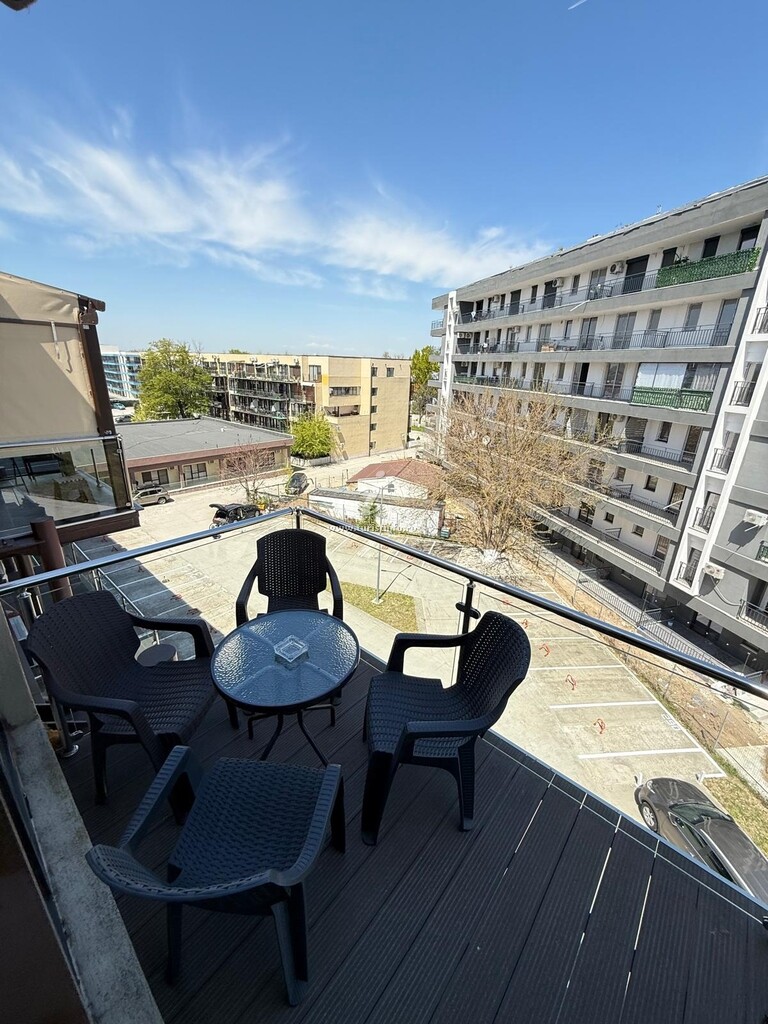 Apartament Karla
