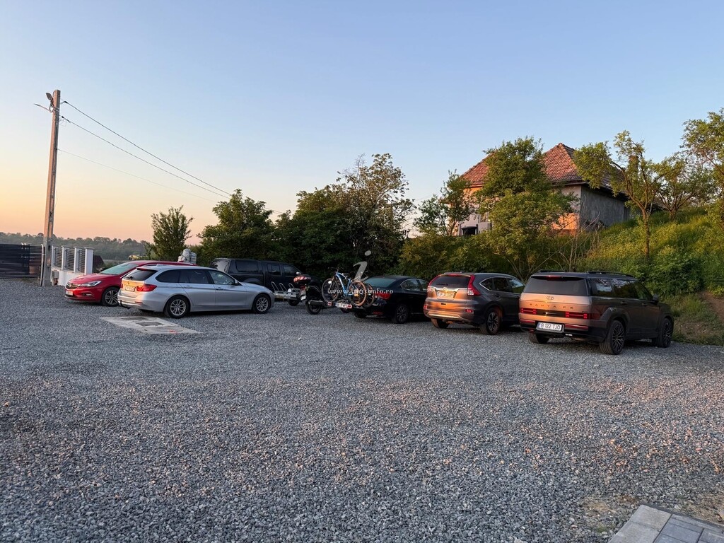Pensiunea Giulia House