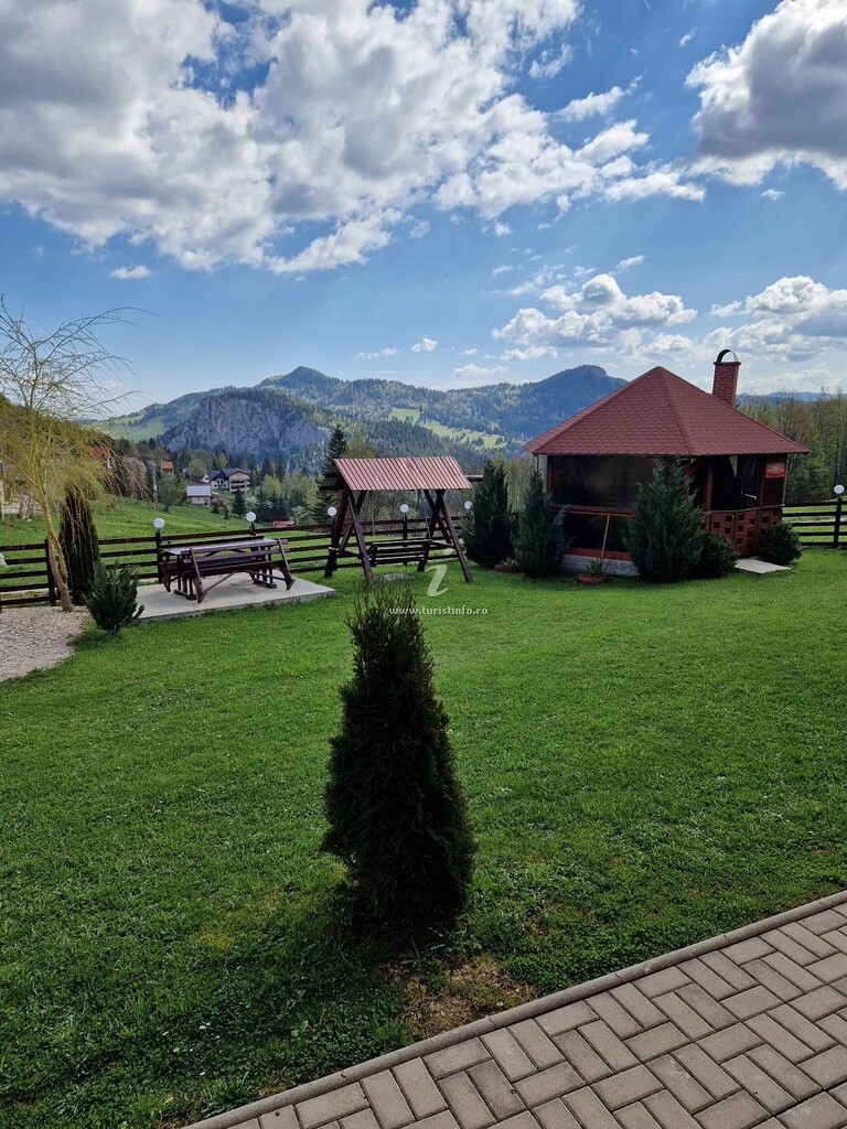 Camere de închiriat Căsuțele Andrei